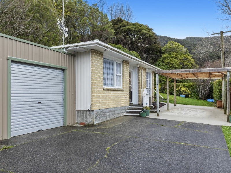 25A Karaka Street, Wainuiomata, Lower Hutt - Carousel 1