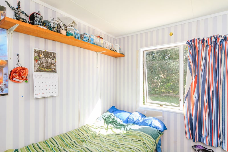 12 Edmund Lomas Grove, Birchville, Upper Hutt - Carousel 11