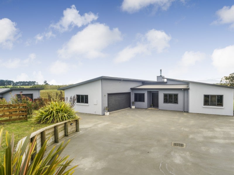 45E Briarwood Road, Kelvin Grove, Palmerston North - Carousel 26