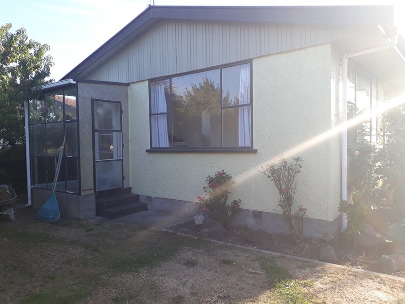 99 Dunns Avenue, The Pines Beach, The Pines Beach - Carousel 1