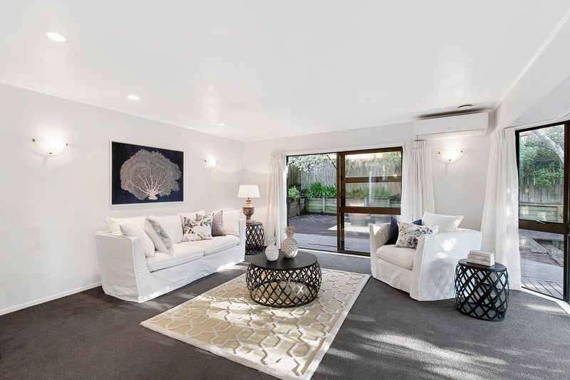 10 Palliser Lane, Browns Bay, Auckland - Carousel 2