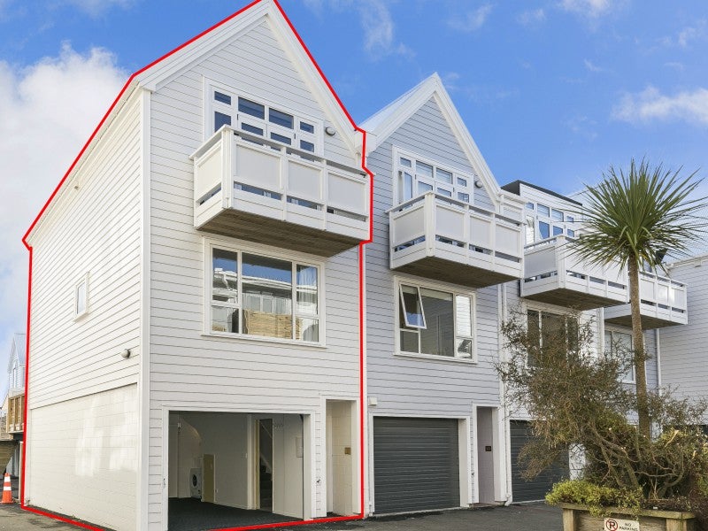 17/35 Pirie Street, Mount Victoria, Wellington - Carousel 1