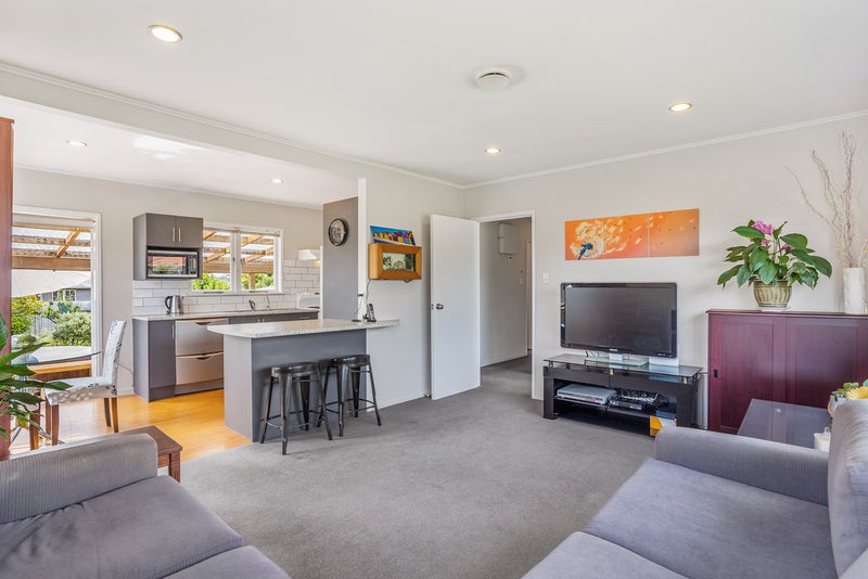 44 Fairclough Road, Beach Haven, Auckland - Carousel 2