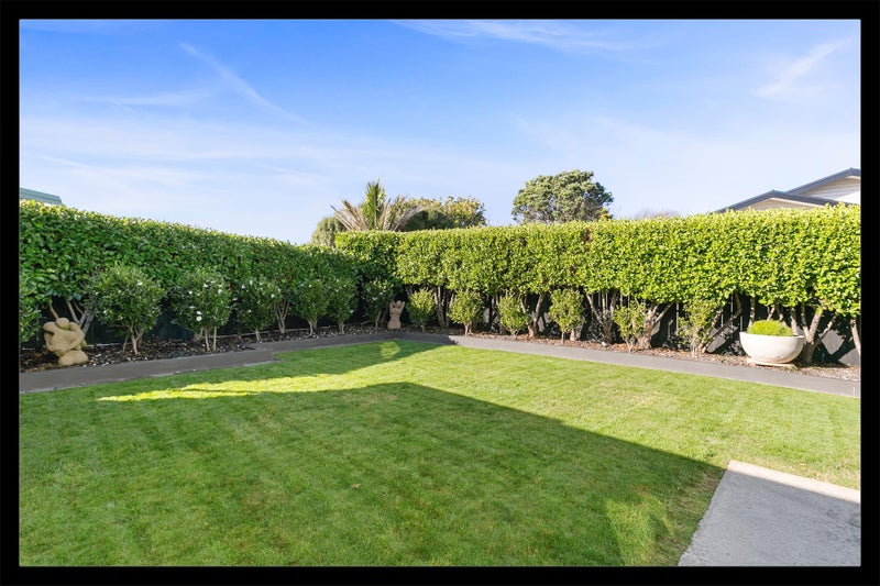 35 Lucknow Tce, Khandallah, Wellington - Carousel 26