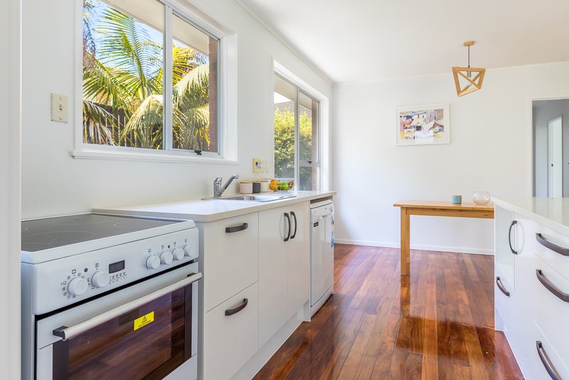 22 Morriggia Place, Bayview, Auckland - Carousel 2