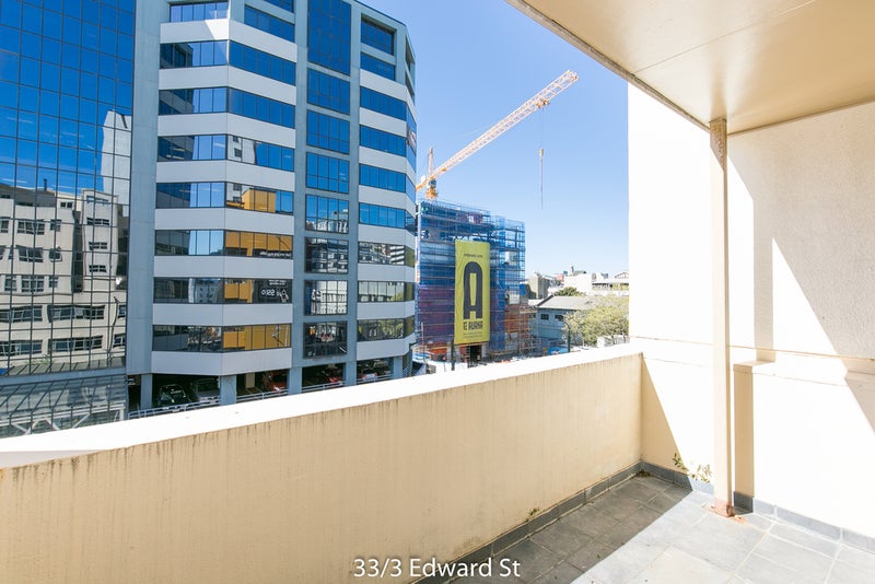 33/3 Edward Street, Te Aro, Wellington - Carousel 8