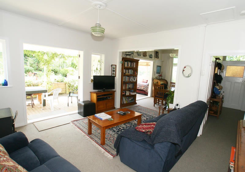 6 Fulton Road, Glenleith, Dunedin - Carousel 2