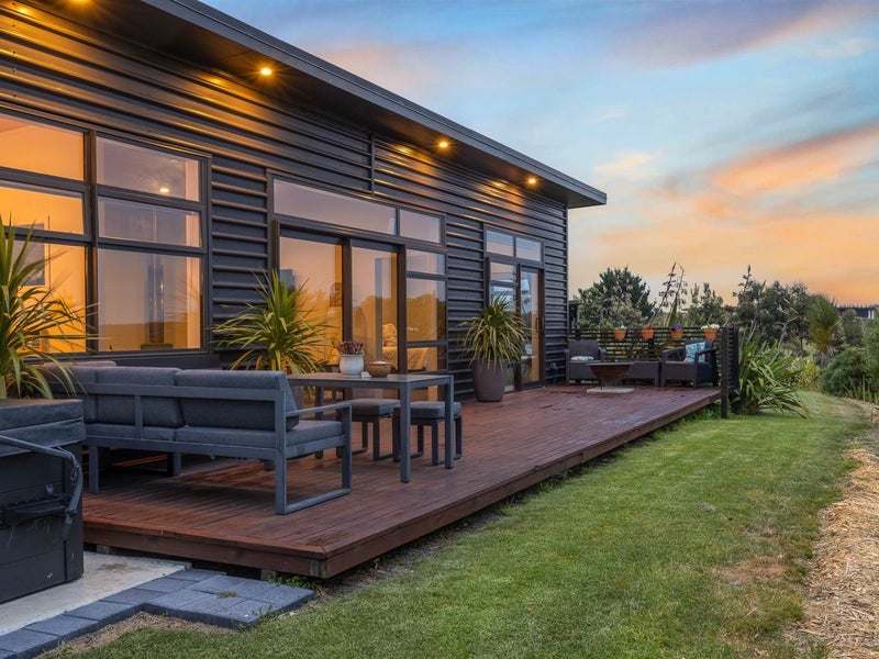 7 Quail Way, Waitarere, Levin - Carousel 1