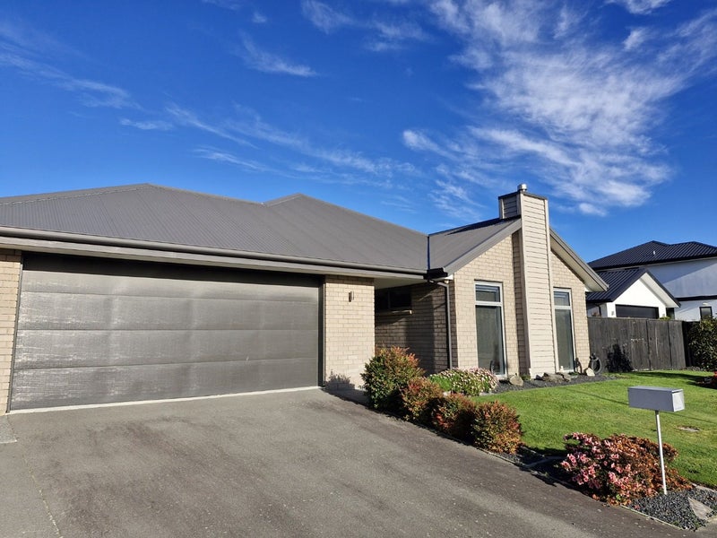 10 Josephine Crescent, Aidanfield, Christchurch - Carousel 2