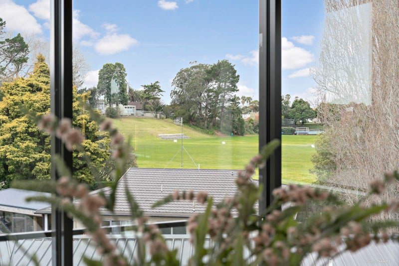 9B Prebble Place, Mission Bay, Auckland - Carousel 2