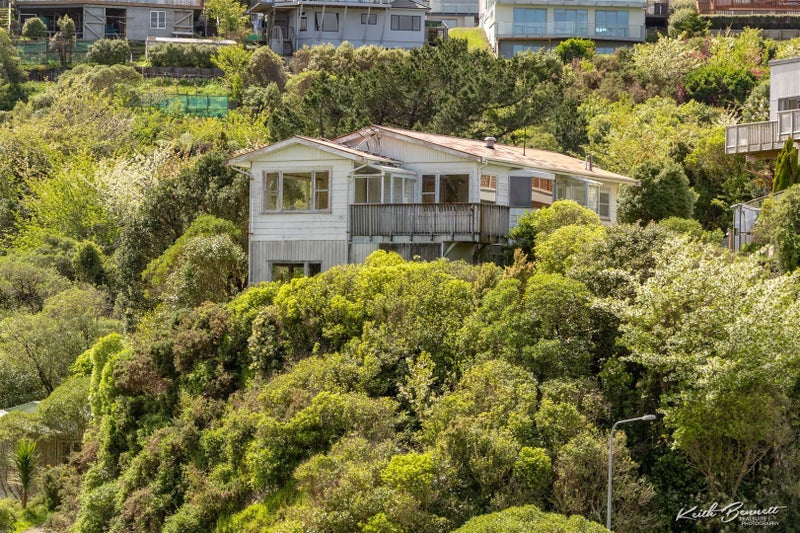 11 Mulberry Street, Maungaraki, Lower Hutt - Carousel 1