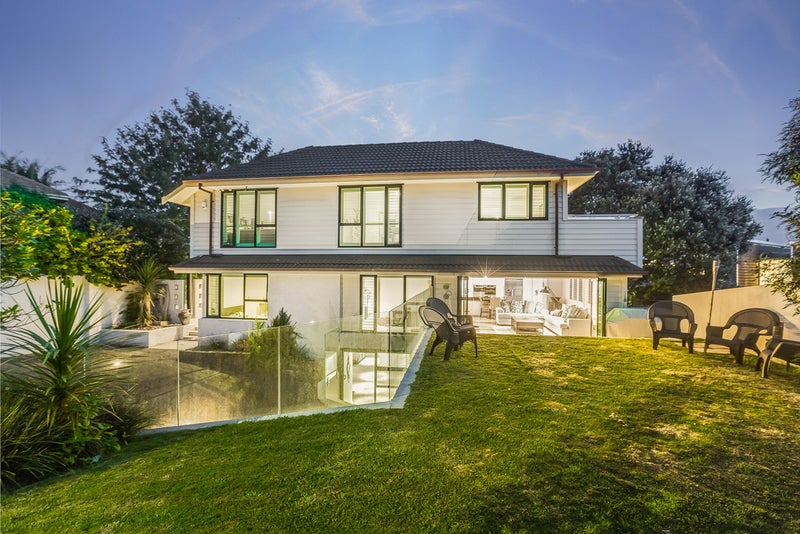147A Paritai DR, Orakei, Auckland - Carousel 1