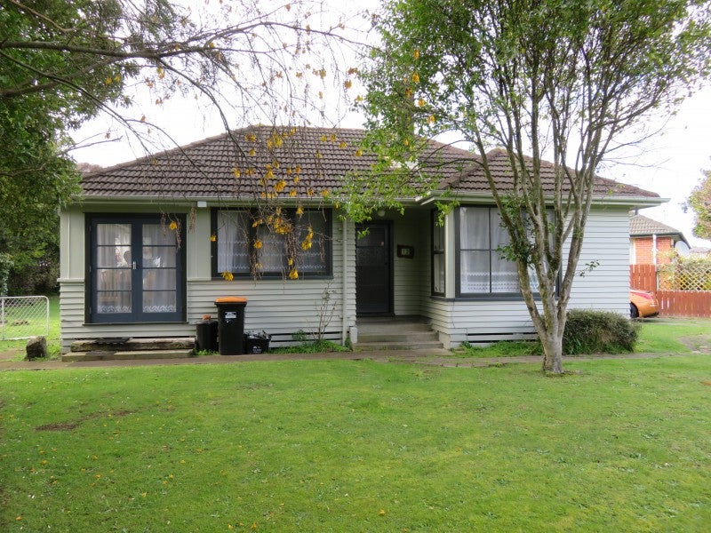 12 Tilbury Avenue, Hokowhitu, Palmerston North - Carousel 1