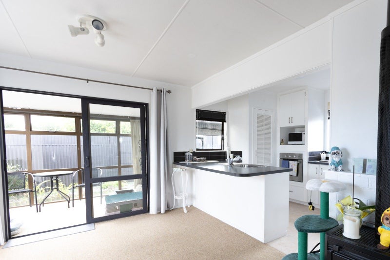 42A Coventry Avenue, Tamatea, Napier - Carousel 2