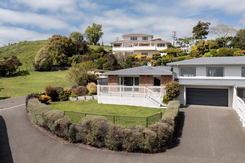 3 Ashton Way, Welcome Bay, Tauranga - Carousel 1