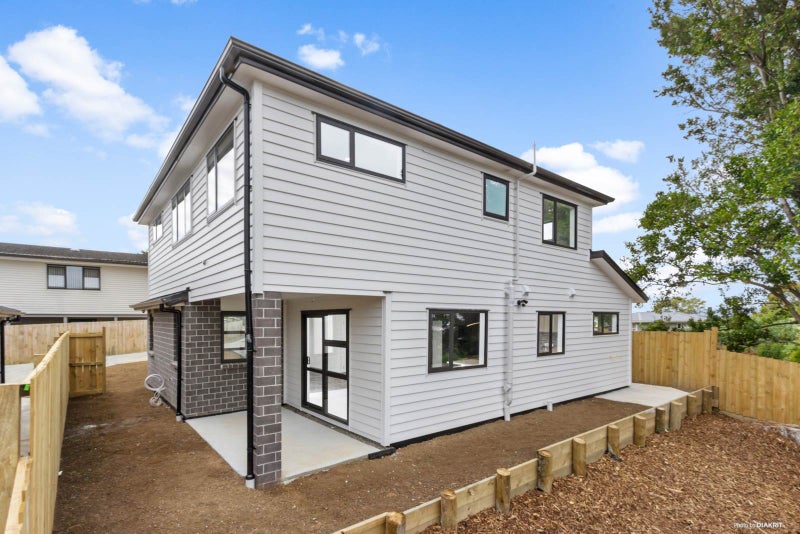 3B LUCAS PLACE, Weymouth, Auckland - Carousel 2