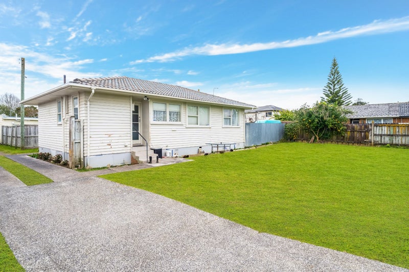 9A Vine Street, Mangere East, Auckland - Carousel 1