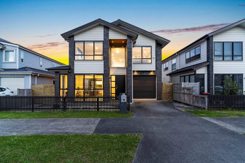 11 Bomber Lane, Whenuapai, Auckland - Carousel 1