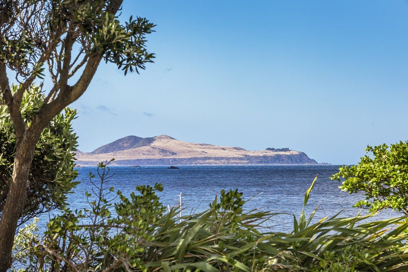 130 Breaker Bay Road, Breaker Bay, Wellington - Carousel 1