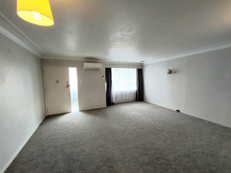 2/26 Tawhiri Road, One Tree Hill, Auckland - Carousel 2