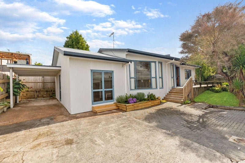 1/12 Kaweka Street, New Lynn, Auckland - Carousel 2