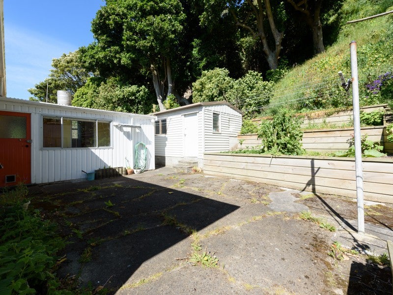 471 Karaka Bay Road, Karaka Bays, Wellington - Carousel 2