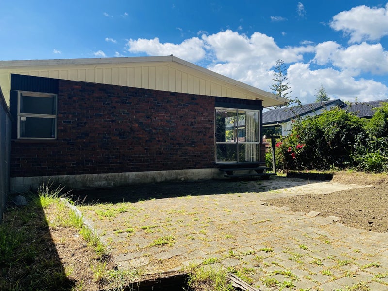 50 Collie Street, Hillpark, Auckland - Carousel 14