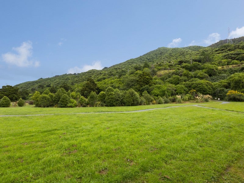 16 Tulsa Grove, Totara Park, Upper Hutt - Carousel 22