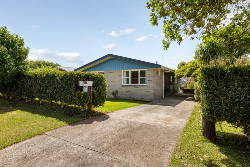 59 The Drive, Brookfield, Tauranga - Carousel 1
