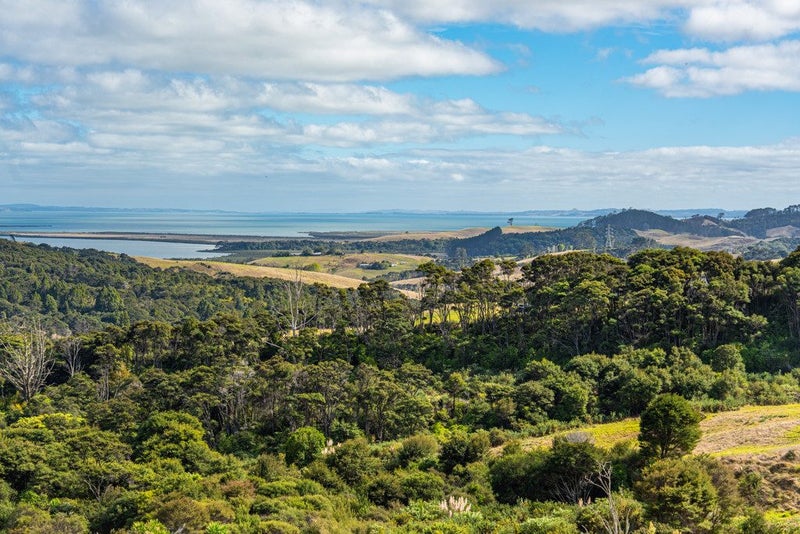 6 Old Parua Bay Road, Parahaki, Whangarei - Carousel 17