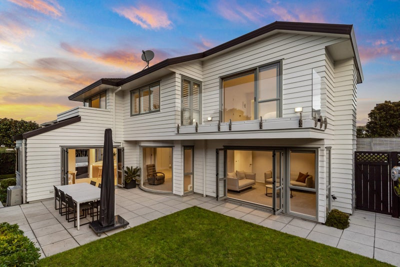 2/26 Edmund Street, St Heliers, Auckland - Carousel 1