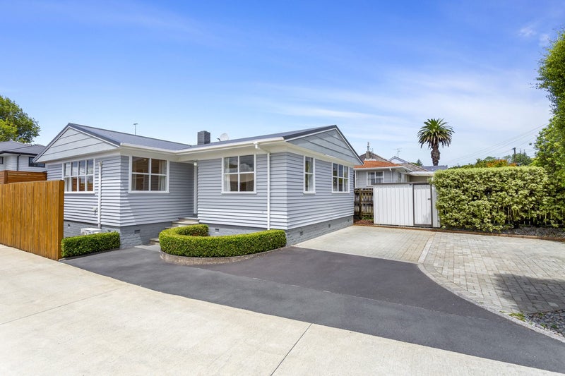 9 Woodward Avenue, Mangere Bridge, Auckland - Carousel 2