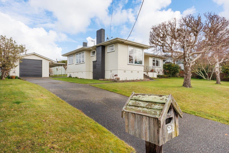 21 Glasgow Terrace, Feilding, Feilding - Carousel 37
