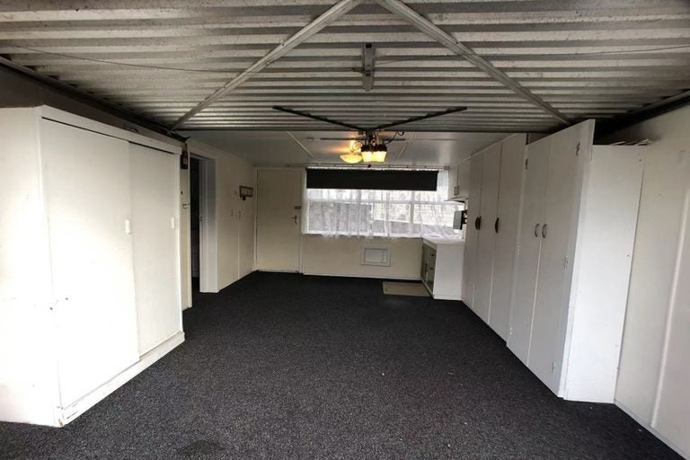 14 Carole Crescent, Pakuranga, Auckland - Carousel 14