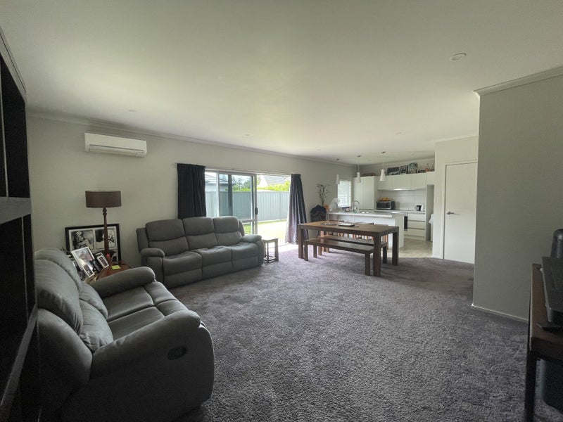 12 Aparima Place, Awatoto, Napier - Carousel 2