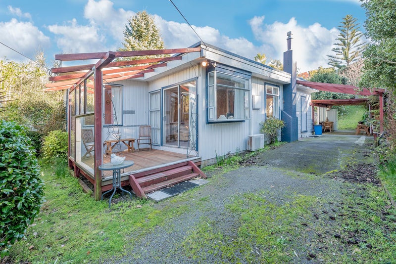16 Dell Road, Raumati South, Paraparaumu - Carousel 1