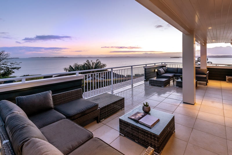 239A Bleakhouse Road, Mellons Bay, Auckland - Carousel 2