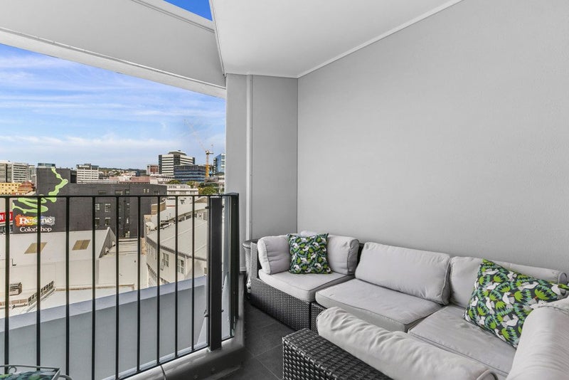 319/107 Thorndon Quay, Pipitea, Wellington - Carousel 1