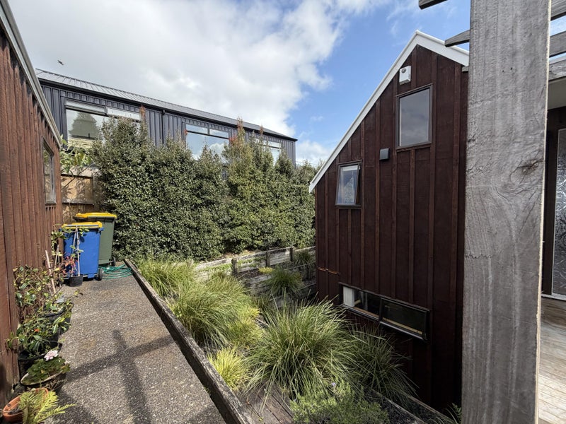 3/164 Rangatira Road, Beach Haven, Auckland - Carousel 13