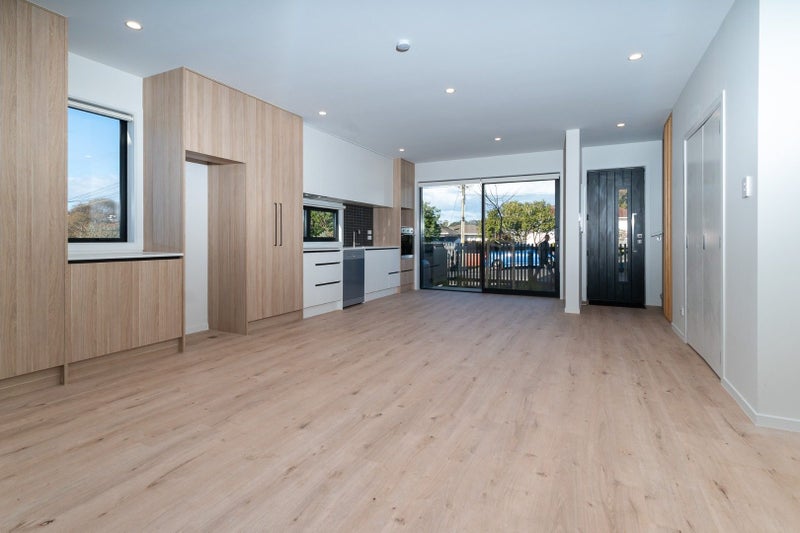 3/56 Salisbury Road, Birkdale, Auckland - Carousel 1