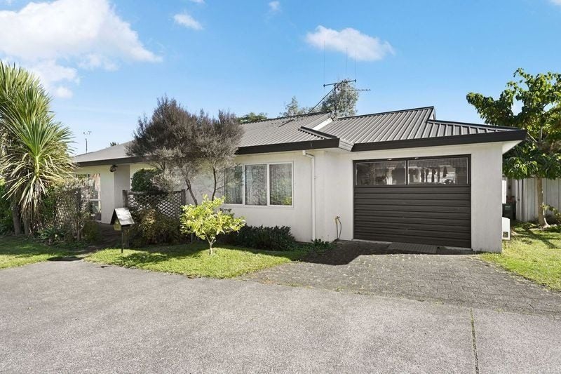 1D Balloch Street, Fairfield, Hamilton - Carousel 1