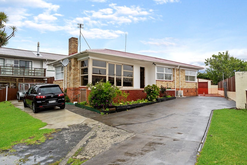 5 Jenkins Place, Manurewa East, Auckland - Carousel 1