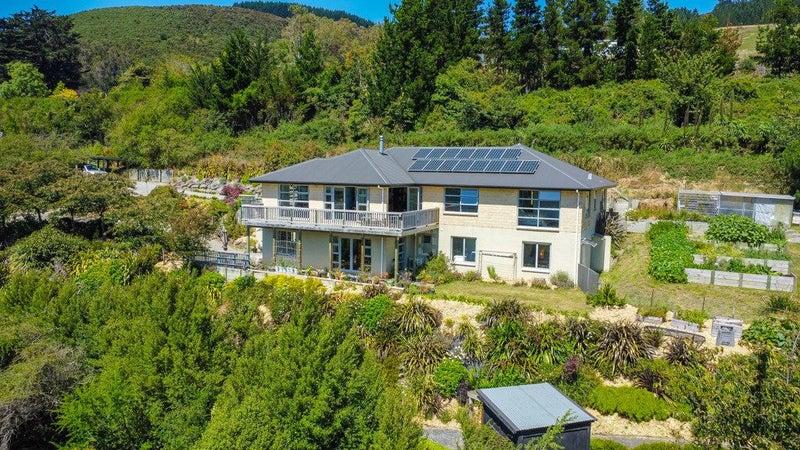 8A Pleasant Place, North East Valley, Dunedin - Carousel 2