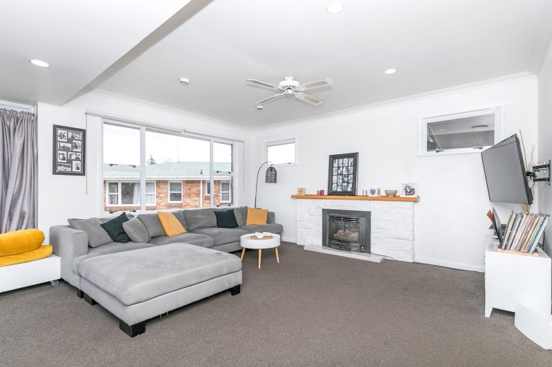 4 Kingsway Crescent, Forest Lake, Hamilton - Carousel 2