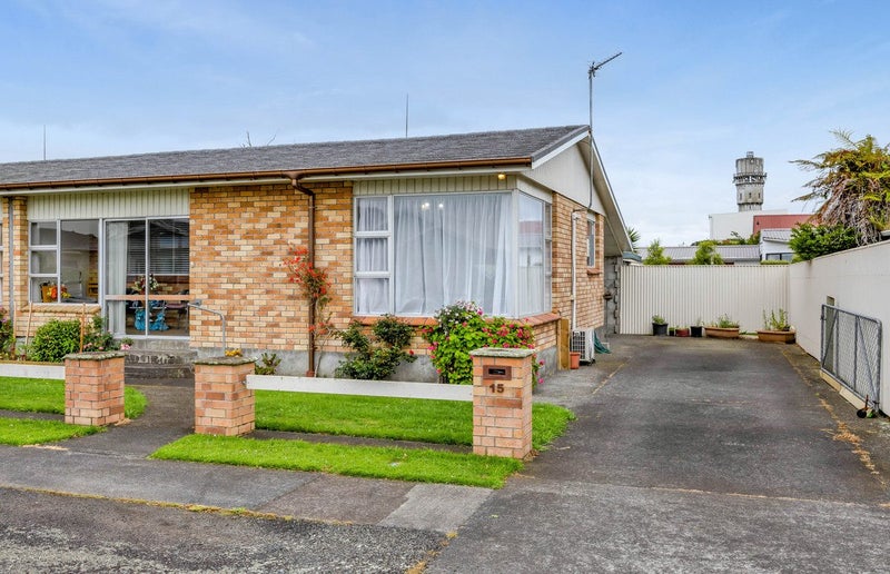 15 Grey Street, Normanby, Hawera - Carousel 1