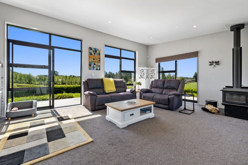 695F Chester Road, West Taratahi, Carterton - Carousel 2
