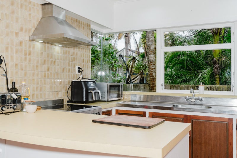 512 River Road, Fairfield, Hamilton - Carousel 1