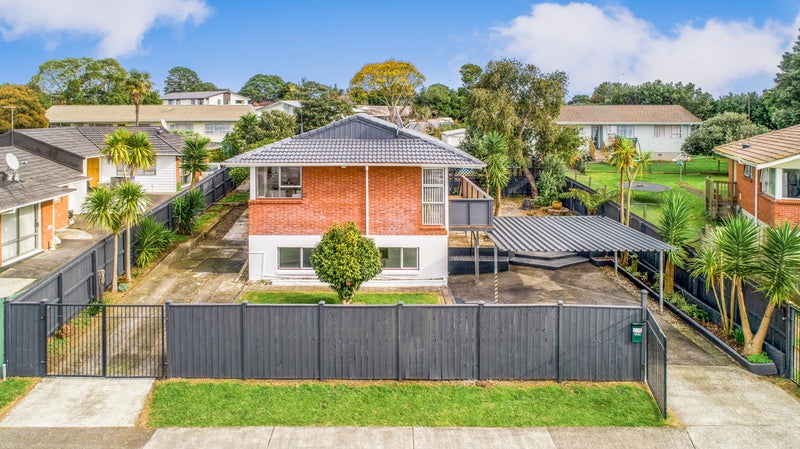 316 Mahia Road, Weymouth, Auckland - Carousel 1