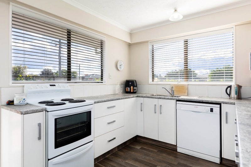 1/2 Harris Place, Redwoodtown, BLENHEIM - Carousel 2