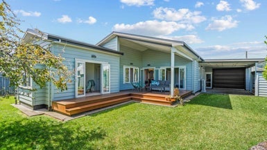 7 Zealandia Street, Kensington, Whangarei - Carousel 1